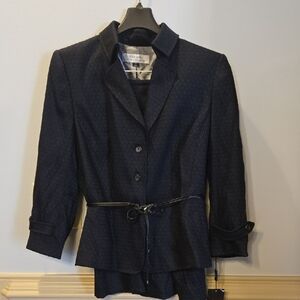 Tahari size 10 "Maisie" 2pc Suit, Blue/Black NWT ret $320